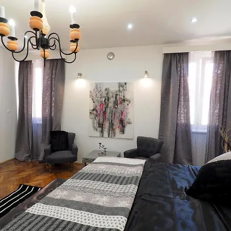 Deluxe Zoya Centar Apartment Pula Room photo