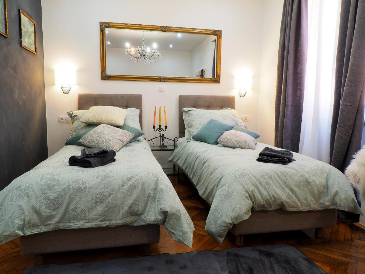 Deluxe Zoya Centar Apartment