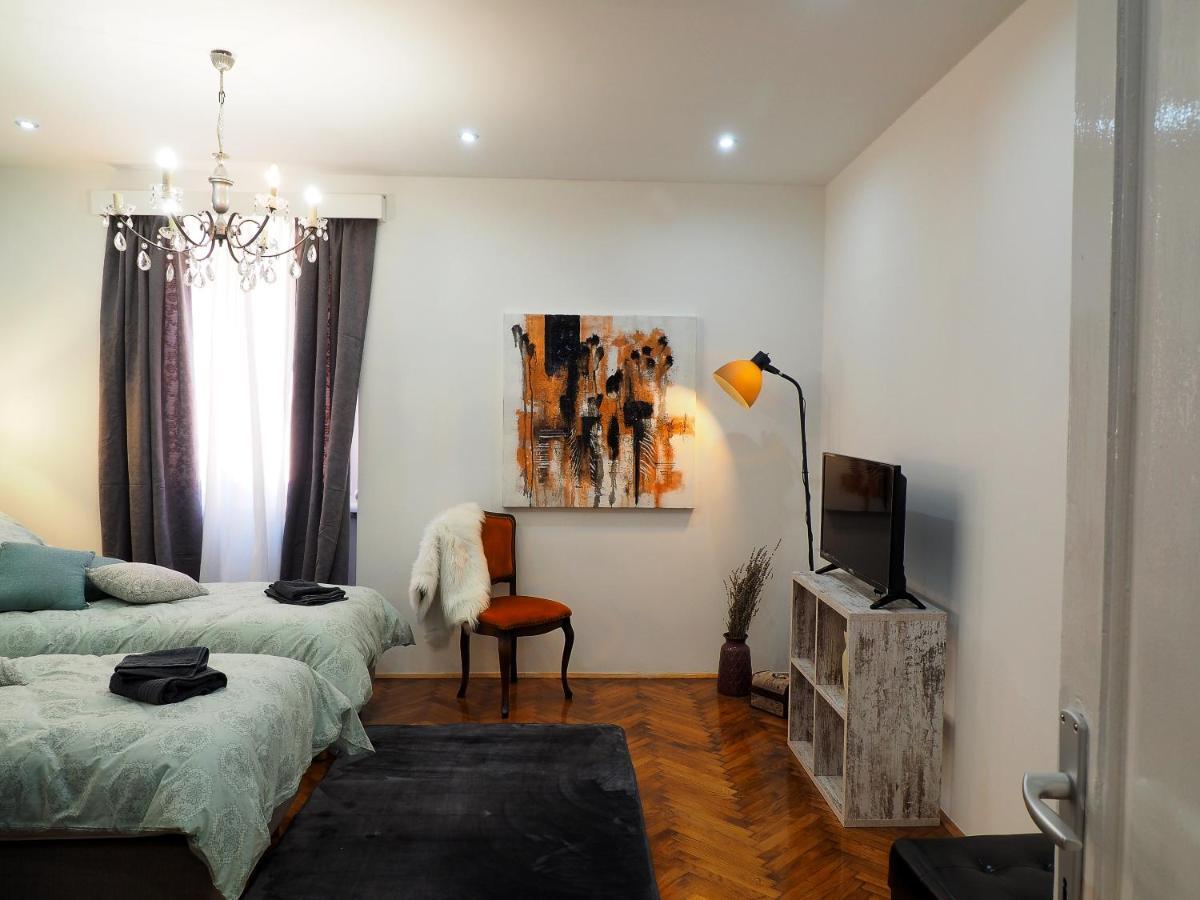 Deluxe Zoya Centar Apartment Pula